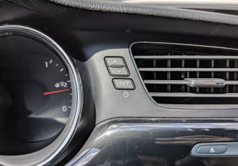 Подержанный автомобиль Kia Ceed Hatchback 2013 года (25 фото)