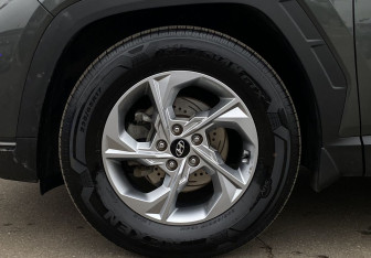 Подержанный автомобиль Hyundai Tucson 2021 года (9 фото)