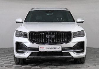 Подержанный автомобиль Geely Monjaro 2025 года (2 фото)