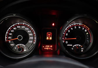 Подержанный автомобиль Mitsubishi Pajero 2019 года (13 фото)