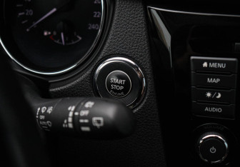 Подержанный автомобиль Nissan X-Trail 2021 года (22 фото)