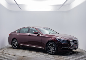Подержанный автомобиль Hyundai Genesis 2015 года (3 фото)