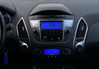 Подержанный автомобиль Hyundai ix35 2012 года (12 фото)