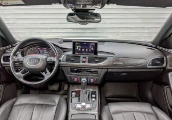 Подержанный автомобиль Audi A6 Sedan 2018 года (14 фото)