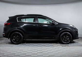 Подержанный автомобиль Kia Sportage 2021 года (4 фото)