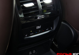 Подержанный автомобиль BMW X3 2019 года (15 фото)