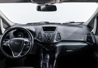Подержанный автомобиль Ford EcoSport 2015 года (6 фото)