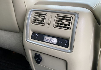 Подержанный автомобиль Infiniti QX60 2018 года (29 фото)