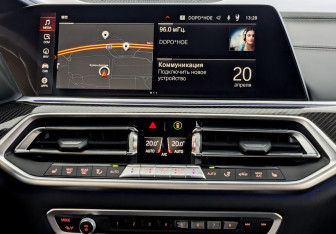 Подержанный автомобиль BMW X6 2020 года (15 фото)