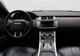 Подержанный автомобиль Land Rover Range Rover Evoque 2015 года (13 фото)