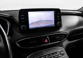 Подержанный автомобиль Hyundai Santa Fe 2022 года (16 фото)