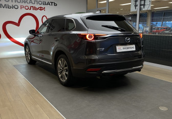 Подержанный автомобиль Mazda CX-9 2018 года (6 фото)