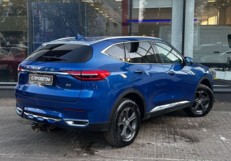 Подержанный автомобиль Haval F7 2019 года (8 фото)