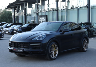 Подержанный автомобиль Porsche Cayenne 2021 года (1 фото)