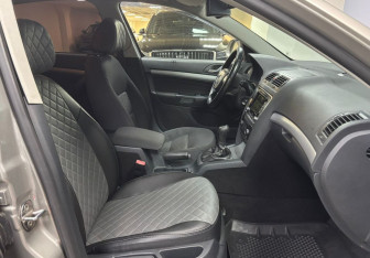 Подержанный автомобиль Skoda Octavia Liftback 2013 года (10 фото)