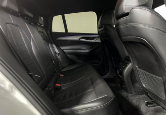 Подержанный автомобиль BMW X4 2019 года (14 фото)