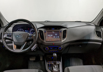 Подержанный автомобиль Hyundai Creta 2018 года (22 фото)