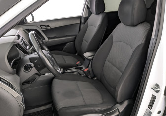 Подержанный автомобиль Hyundai Creta 2019 года (20 фото)