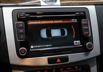 Подержанный автомобиль Volkswagen Passat CC 2011 года (22 фото)