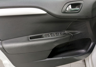 Подержанный автомобиль Citroen C4 Sedan 2021 года (11 фото)