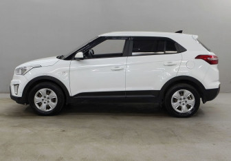 Подержанный автомобиль Hyundai Creta 2017 года (8 фото)