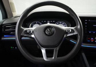Подержанный автомобиль Volkswagen Touareg 2019 года (15 фото)