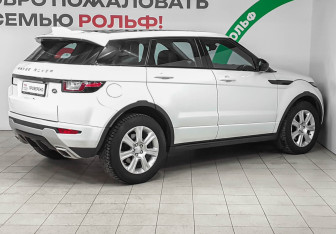 Подержанный автомобиль Land Rover Range Rover Evoque 2017 года (4 фото)