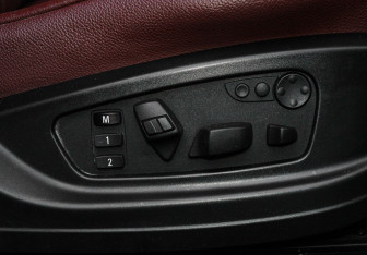 Подержанный автомобиль BMW X6 2010 года (10 фото)