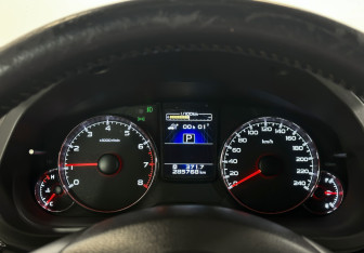 Подержанный автомобиль Subaru Outback Wagon 2013 года (11 фото)