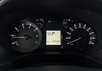 Подержанный автомобиль Toyota Land Cruiser Prado 2020 года (13 фото)