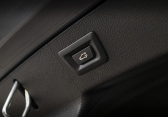 Подержанный автомобиль BMW X6 2019 года (27 фото)