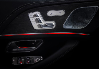 Подержанный автомобиль Mercedes-Benz GLE 2019 года (18 фото)