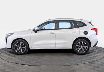 Подержанный автомобиль Haval Jolion 2022 года (8 фото)