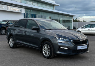 Подержанный автомобиль Skoda Rapid Liftback 2021 года (3 фото)