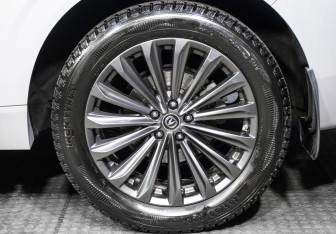 Подержанный автомобиль Changan UNI-K 2023 года (27 фото)