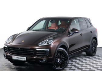 Подержанный автомобиль Porsche Cayenne 2015 года (24 фото)