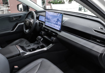 Новый Toyota RAV4 2025 (21 фото)