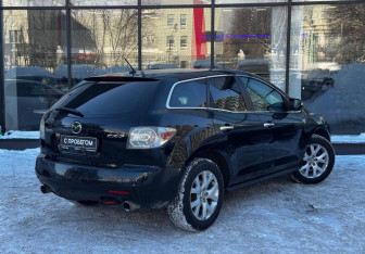 Подержанный автомобиль Mazda CX-7 2008 года (8 фото)