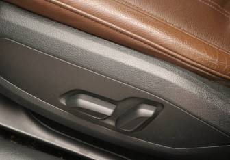 Подержанный автомобиль Audi A4 allroad 2017 года (22 фото)