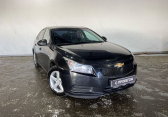 Подержанный автомобиль Chevrolet Cruze Sedan 2010 года (3 фото)