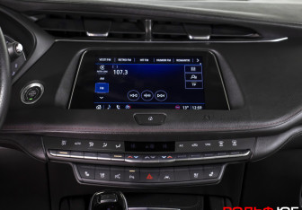 Подержанный автомобиль Cadillac XT4 2021 года (15 фото)