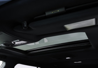 Подержанный автомобиль Lexus LX 2016 года (25 фото)