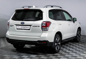 Подержанный автомобиль Subaru Forester Suv 2016 года (5 фото)