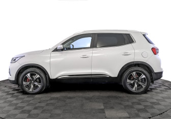 Подержанный автомобиль Chery Tiggo 4 Pro 2023 года (8 фото)