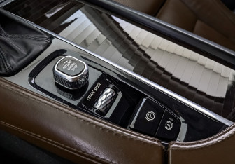 Подержанный автомобиль Volvo XC90 2019 года (21 фото)