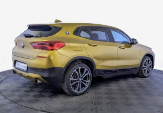 Подержанный автомобиль BMW X2 2018 года (5 фото)