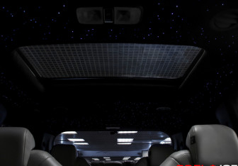 Подержанный автомобиль Kia Carnival 2020 года (18 фото)