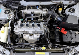 Подержанный автомобиль Nissan Almera Classic 2009 года (9 фото)