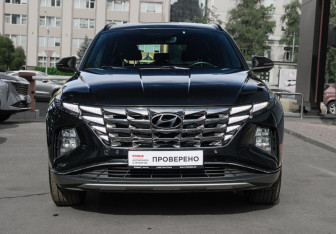 Подержанный автомобиль Hyundai Tucson 2022 года (2 фото)