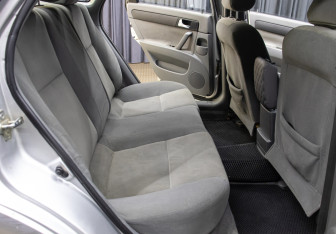 Подержанный автомобиль Daewoo Gentra Sedan 2013 года (12 фото)